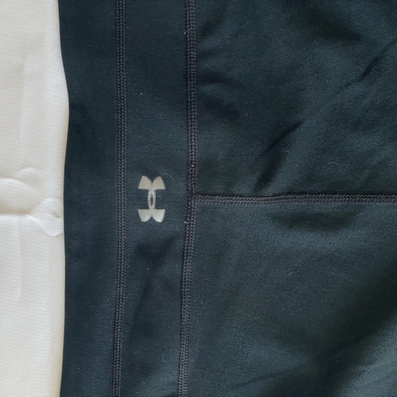 Under Armour Women’s Leggings — LG / AllSeason Gear / Active Training / Black - Picture 5 of 6